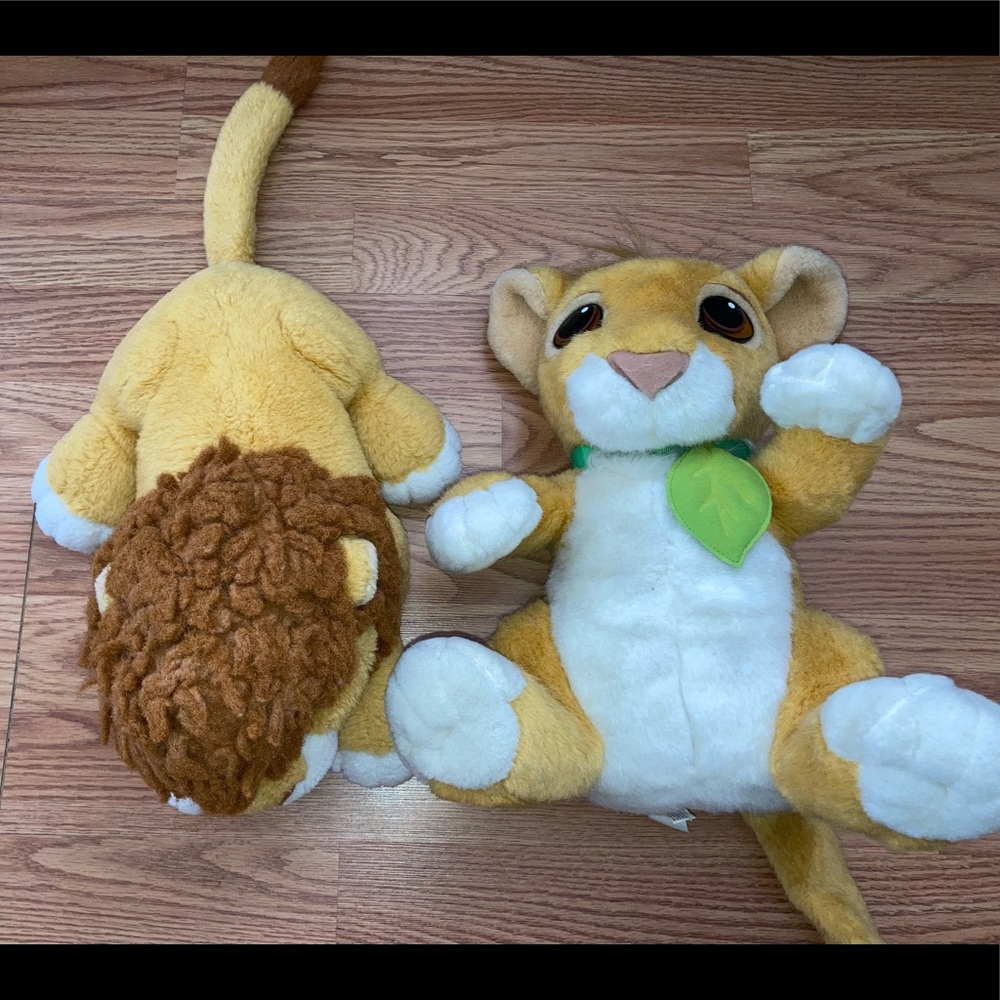 Clearance 🛍 Bundle of lion king stuffed animals.
